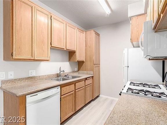 4th image of 3318 N Decatur Blvd Unit 1092