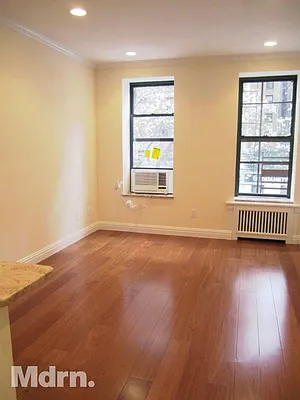 Rented by Mdrn Residential | media 17