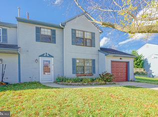 11 Cherry Grove Ln, Sicklerville, NJ 08081