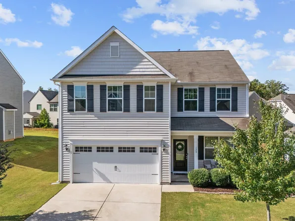 129 Flowers Crest Way, Clayton, NC 27527