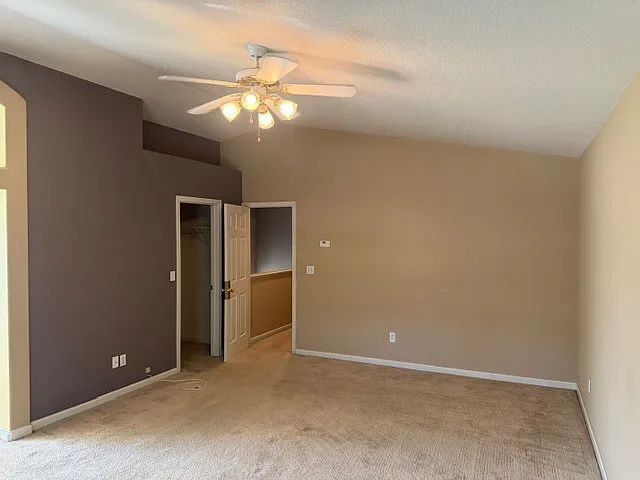 8033 Farin Ct — Photo 18