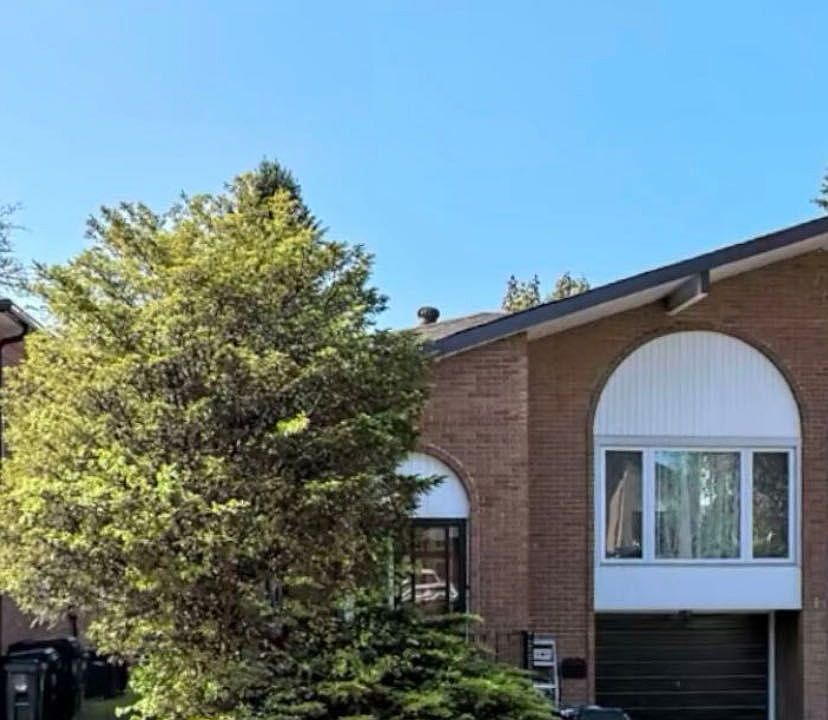 1st image of 18 Lynch Rd