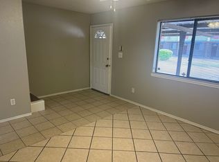 Las Violetas Apartments, Edinburg, TX 78541