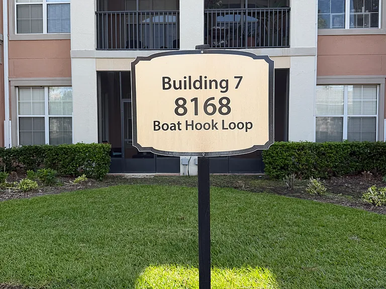 8168 Boat Hook Loop #708 — Photo 1