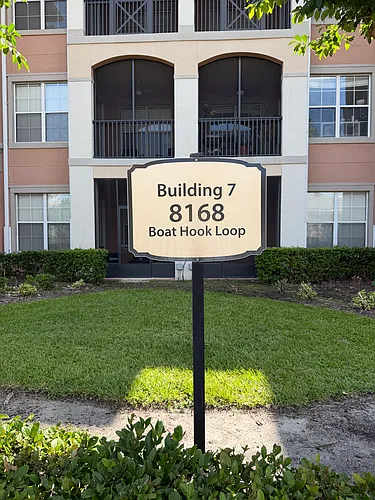 8168 Boat Hook Loop #708 Photo 1
