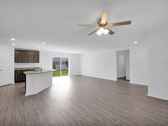 5th image of 2770 Candler Ct