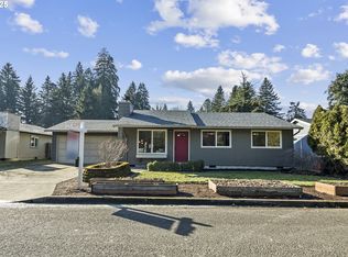 17609 SE Paradise Dr, Milwaukie, OR 97267