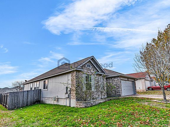 2nd image of 402 Estate Dr
