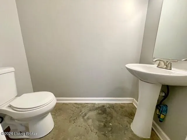 80 E 13th St #2 — Photo 9