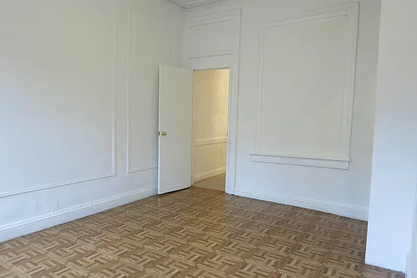 Rented by Manhattan Best Realty, Inc. | media 16