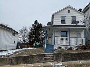 15 Ridge St, Ashley, PA 18706