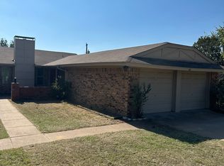 412 Ruckers Ct, Granbury, TX 76049