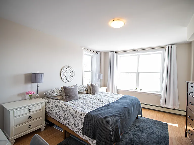 5251 South St — Photo 23