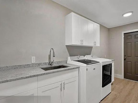 Large Laundry Room