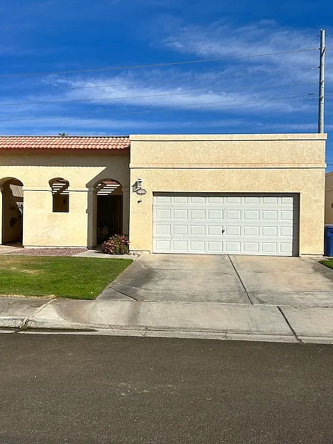 2656 W 12th Pl
