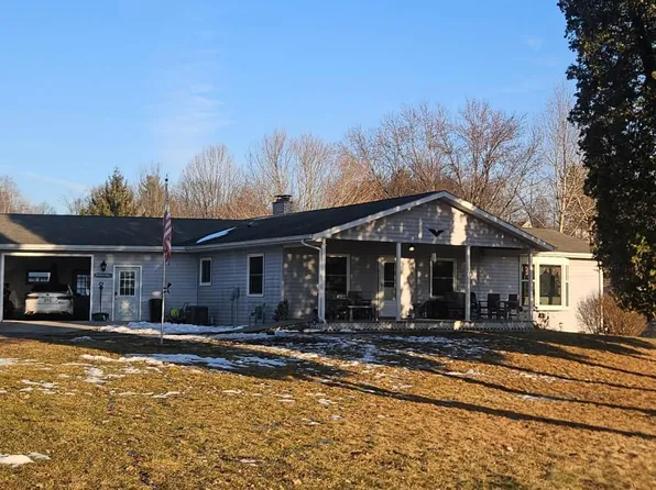 506 North Brooklyn Avenue, Elroy, WI 53929