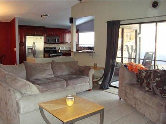 4th image of 8113 Canyon Oak Ln