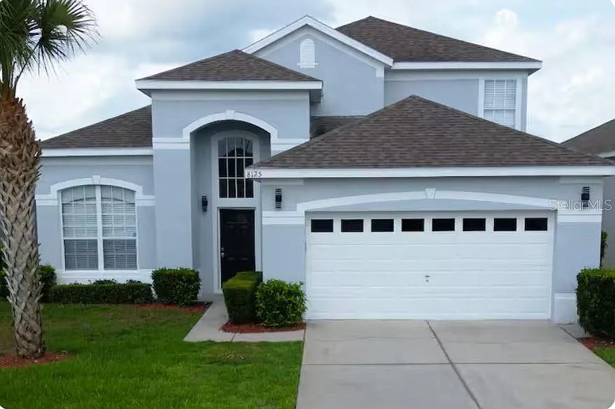 6 bed, 3.5 bath, 2368 sqft, $3,700 — Photo 1
