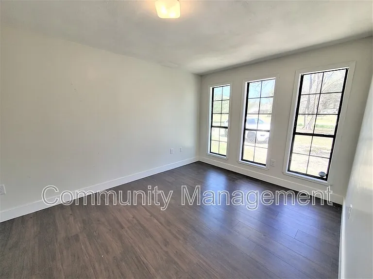 11362 Cloverleaf Dr — Photo 12