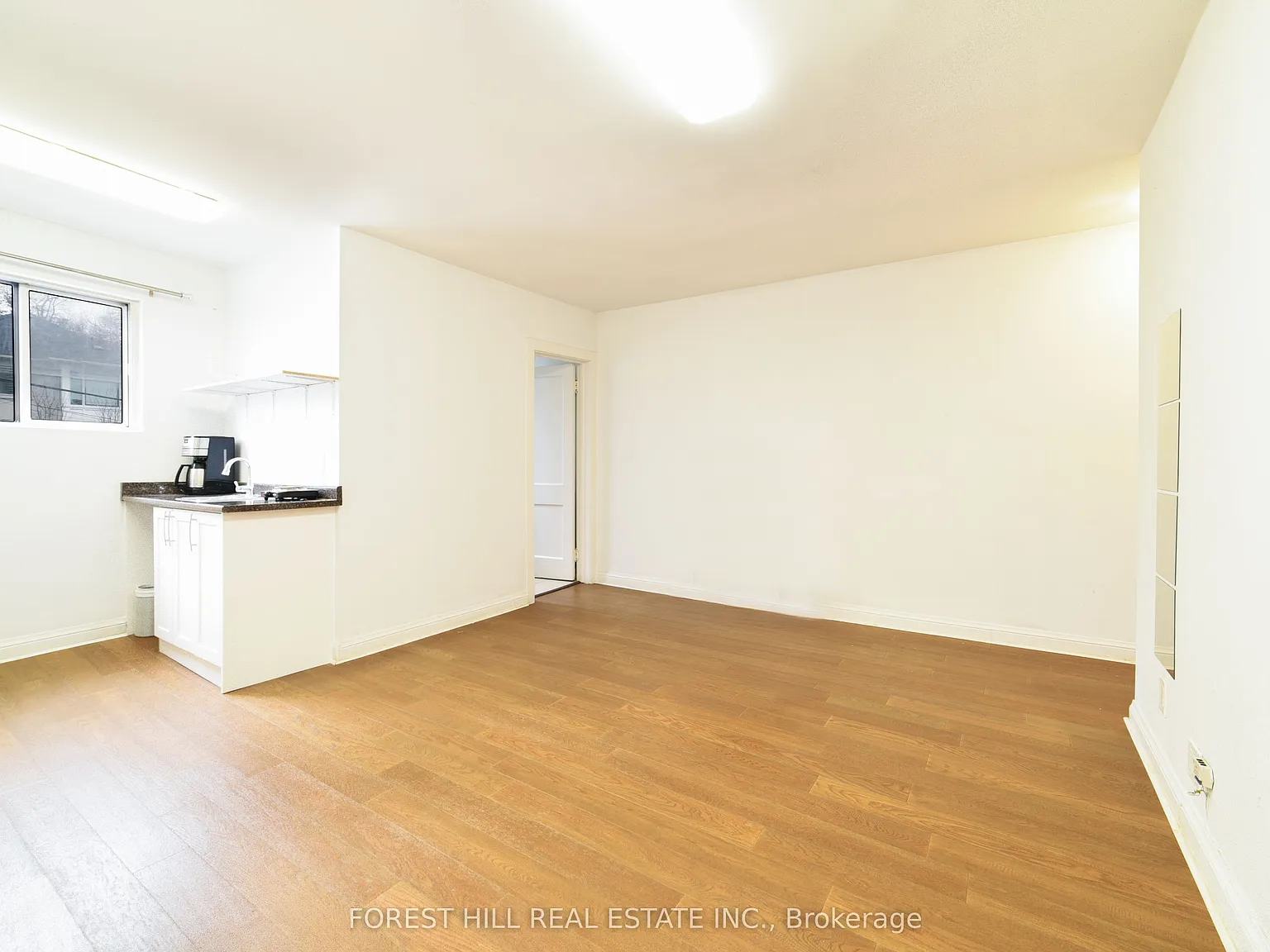Studio, $1,500 — Photo 2
