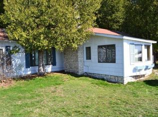 8007 White Cliff Rd, Egg Harbor, WI 54209