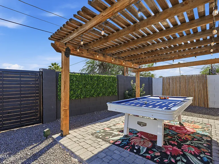 2812 N 71st Pl — Photo 65