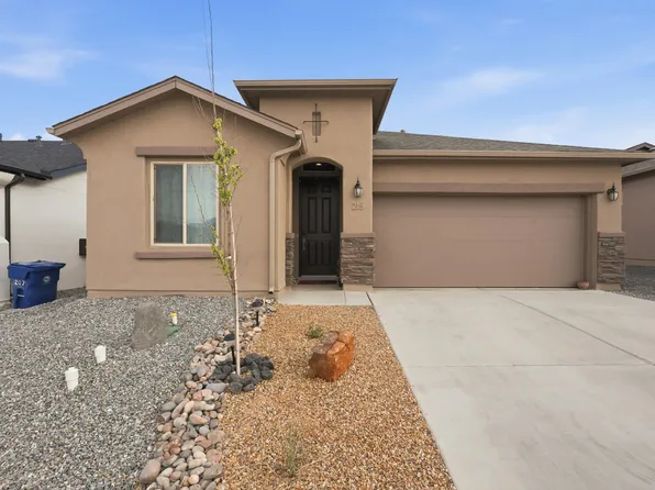 215 Needle Ave SW, Los Lunas, NM 87031