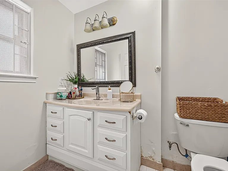 8831 Sandstone St — Photo 23