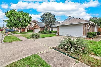 2nd image of 2137 Glen Heights Dr
