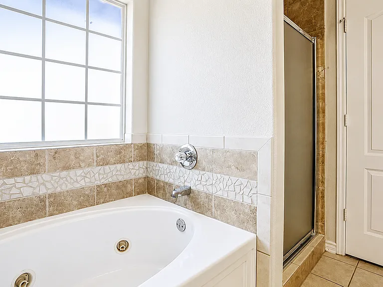 3710 Dewitt County Ct — Photo 11