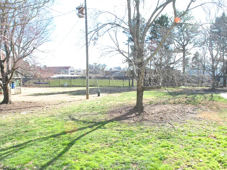 1038 Nichols Dr — Photo 39