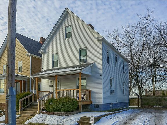 2nd image of 300 1st St