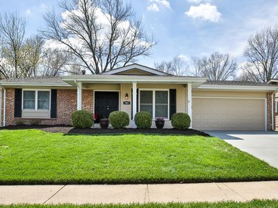 564 Goldwood Dr, Ballwin, MO, 63021