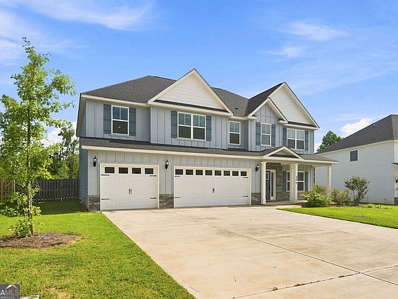 3rd image of 806 Harley Farms Dr