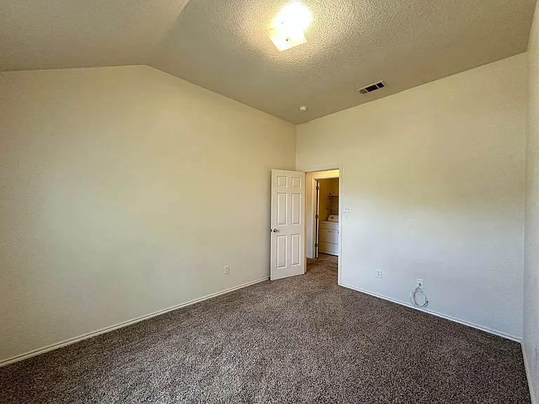 4201 Alleeta Dr — Photo 18
