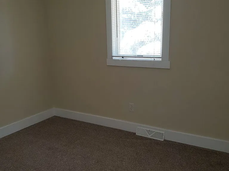 10245-10275 E Fort Rd — Photo 11