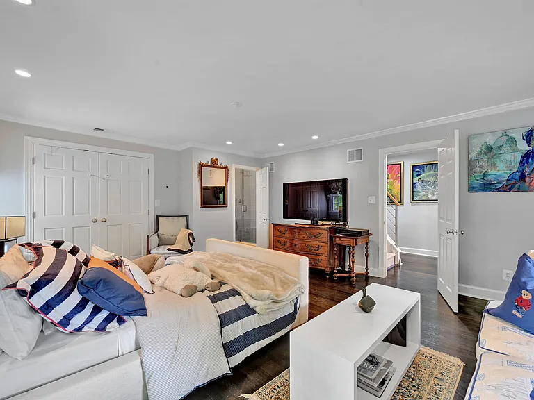 6907 Bradley Blvd — Photo 26