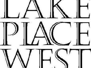 3 Lake Place Dr W #3, Danbury, CT 06810