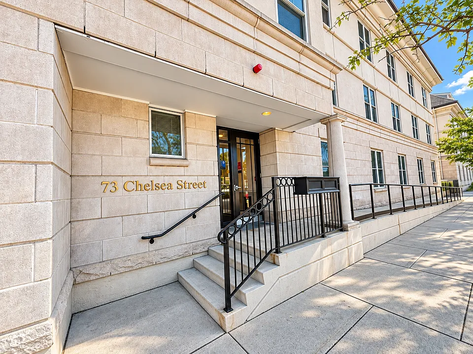 73 Chelsea St #B109