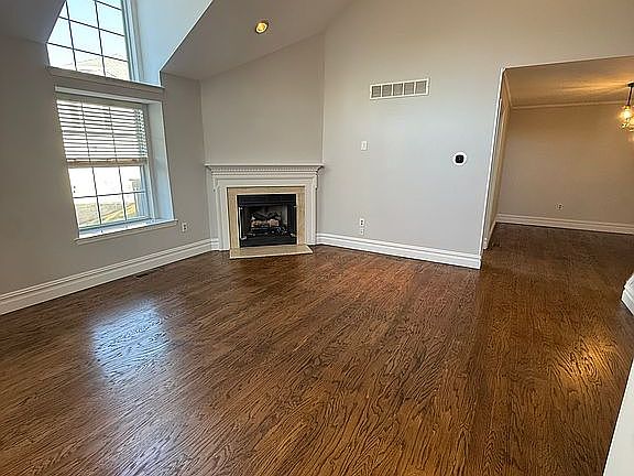 2nd image of 59 Racquet Rd