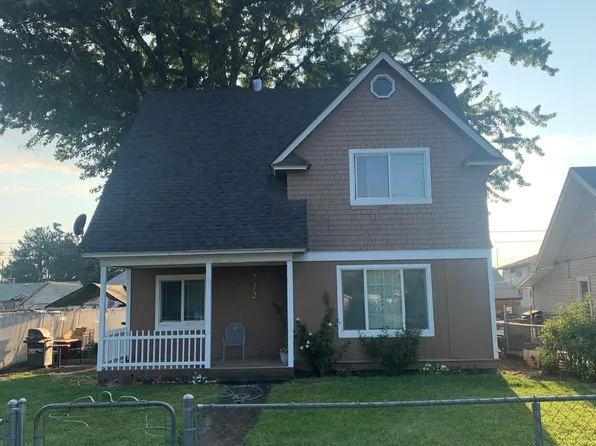 712 N 5th Ave, Yakima, WA 98902