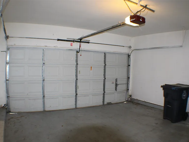119 Lissa Ln — Photo 32