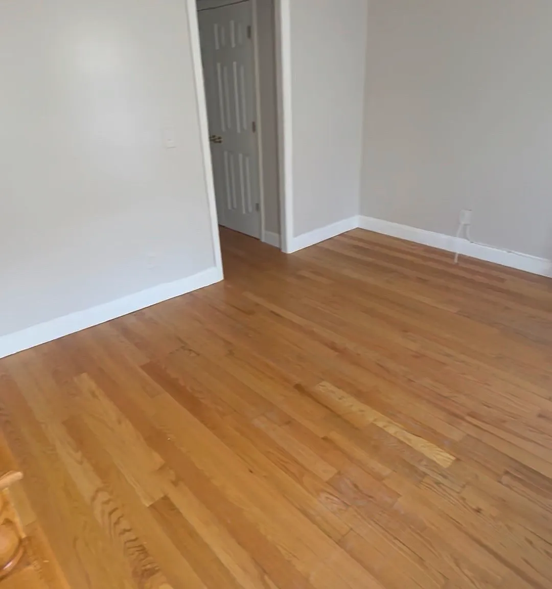 3 bed, $1,999 — Photo 3