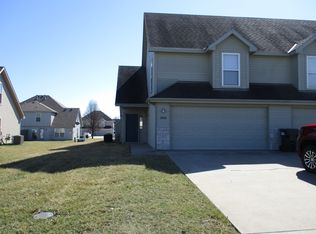 1006 Augusta Ln, Ottawa, KS 66067