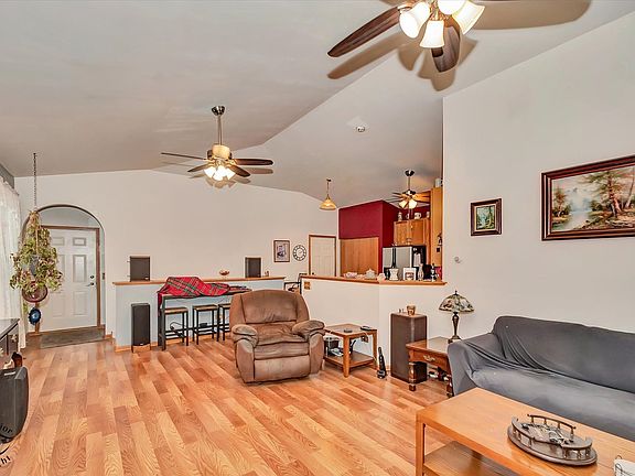 4th image of 6719 Pine Lake Dr