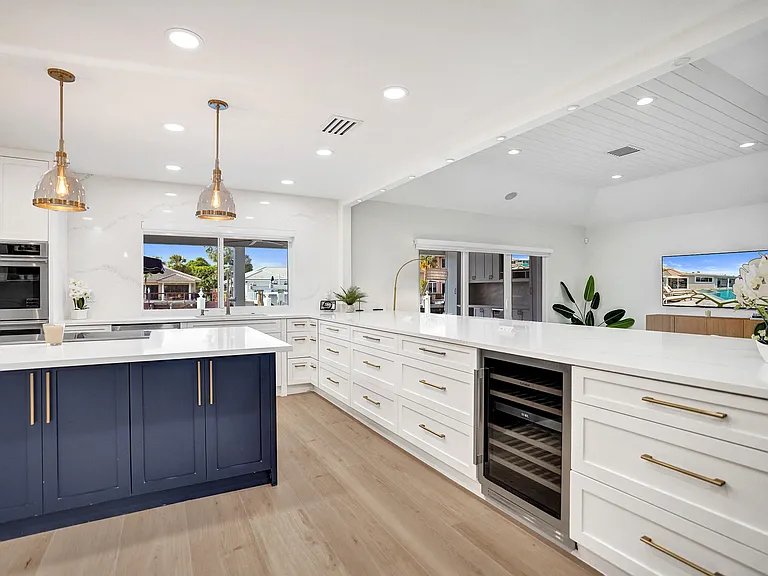 885 Nafa Dr — Photo 25
