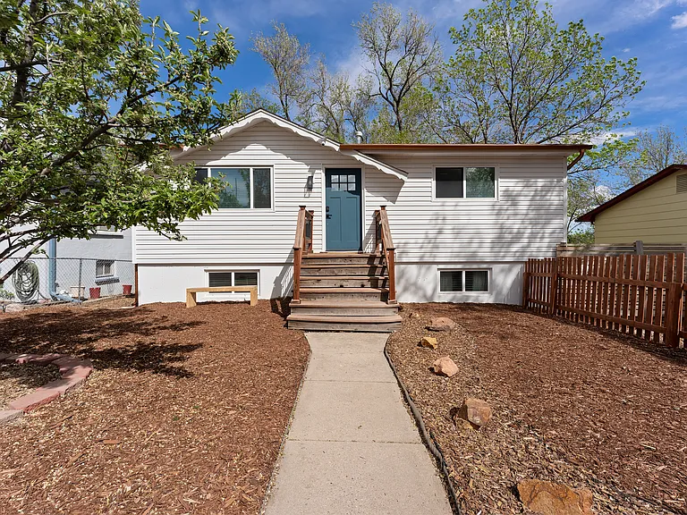 2421 N Sage St #A — Photo 5