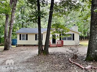 135 Pine Dr, Youngsville, NC 27596