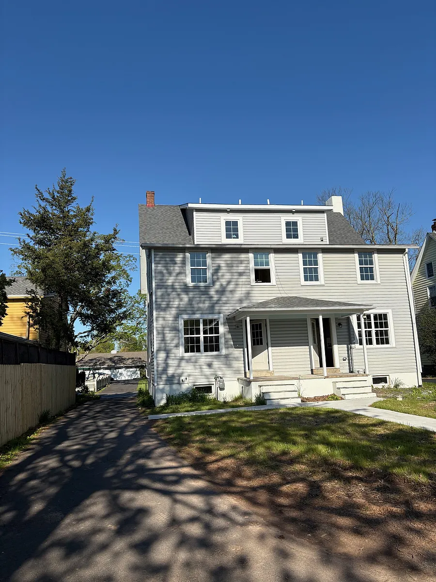 Building Photo - 7109 Old Easton Rd