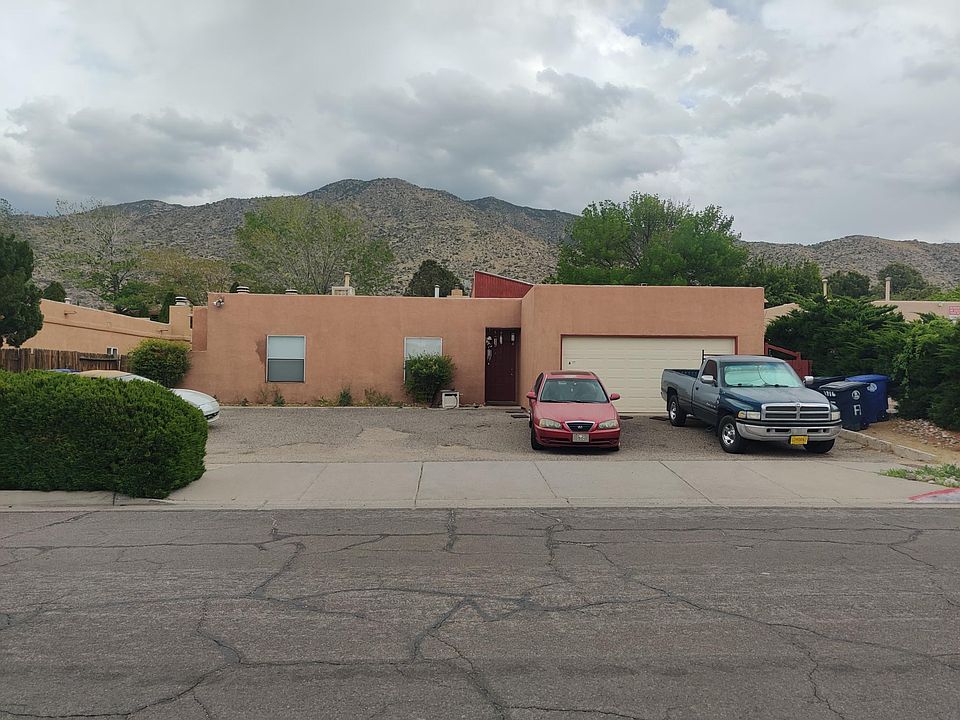 1st image of 2916 Palo Verde Dr NE #B